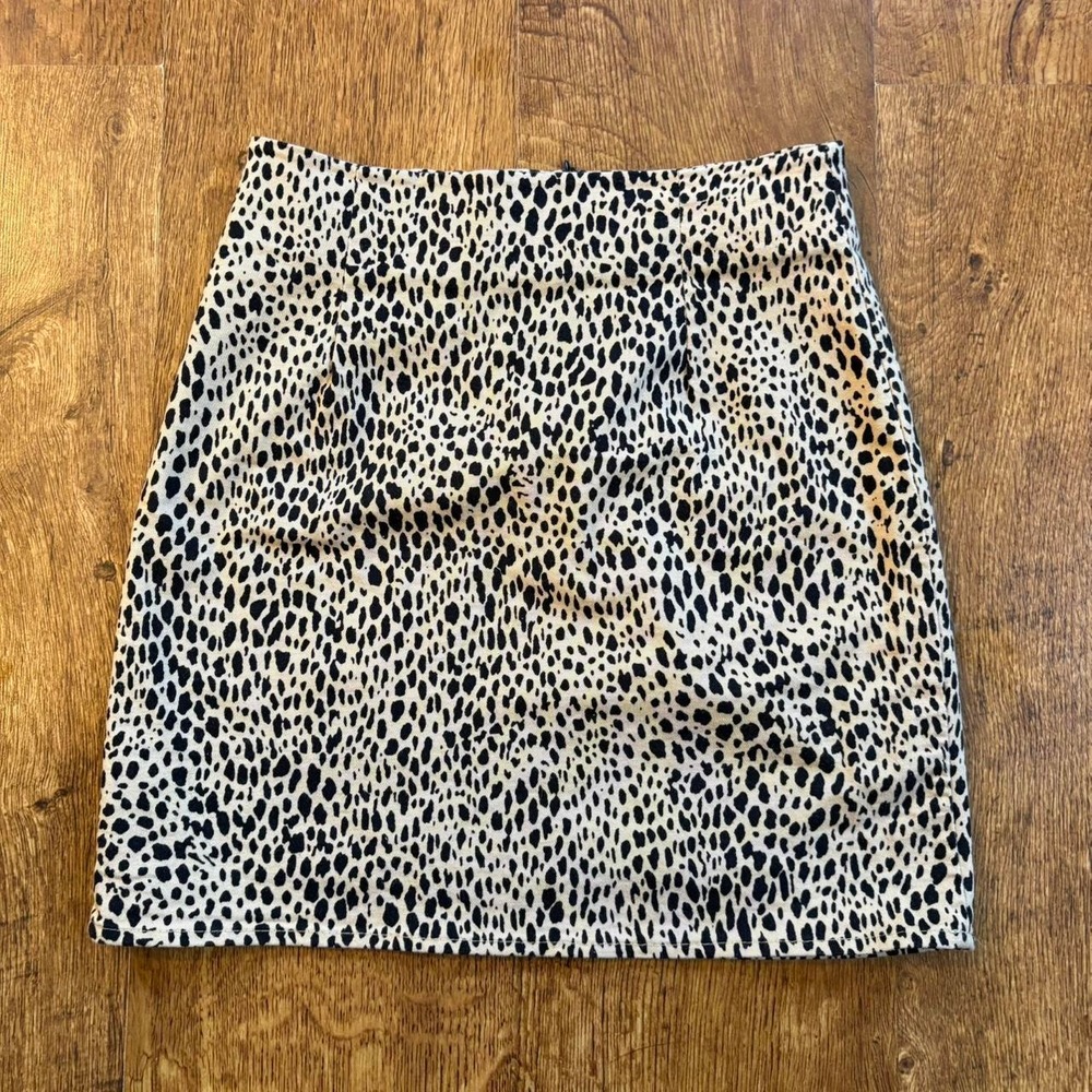 Brandy Melville Leopard Print Mini Skirt Tan Black Animal Print Distressed